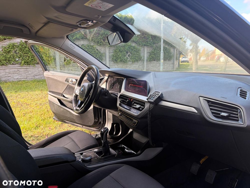 BMW Seria 1 - 15