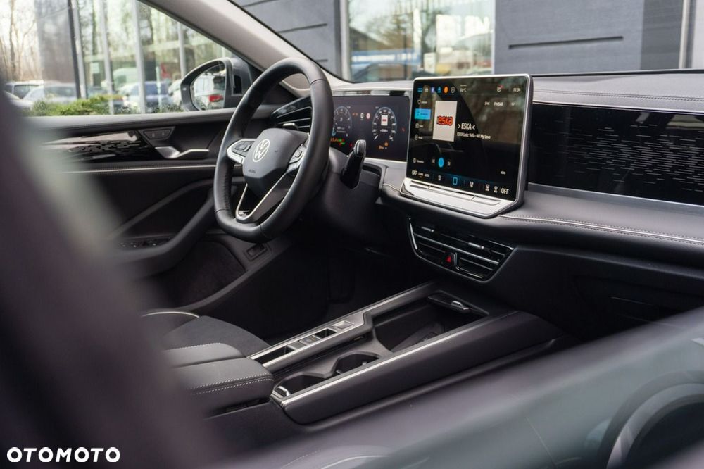 Volkswagen Passat - 13