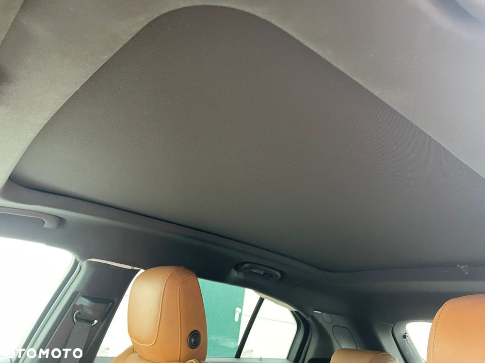 Cadillac XT4 w całości lub na części - 17