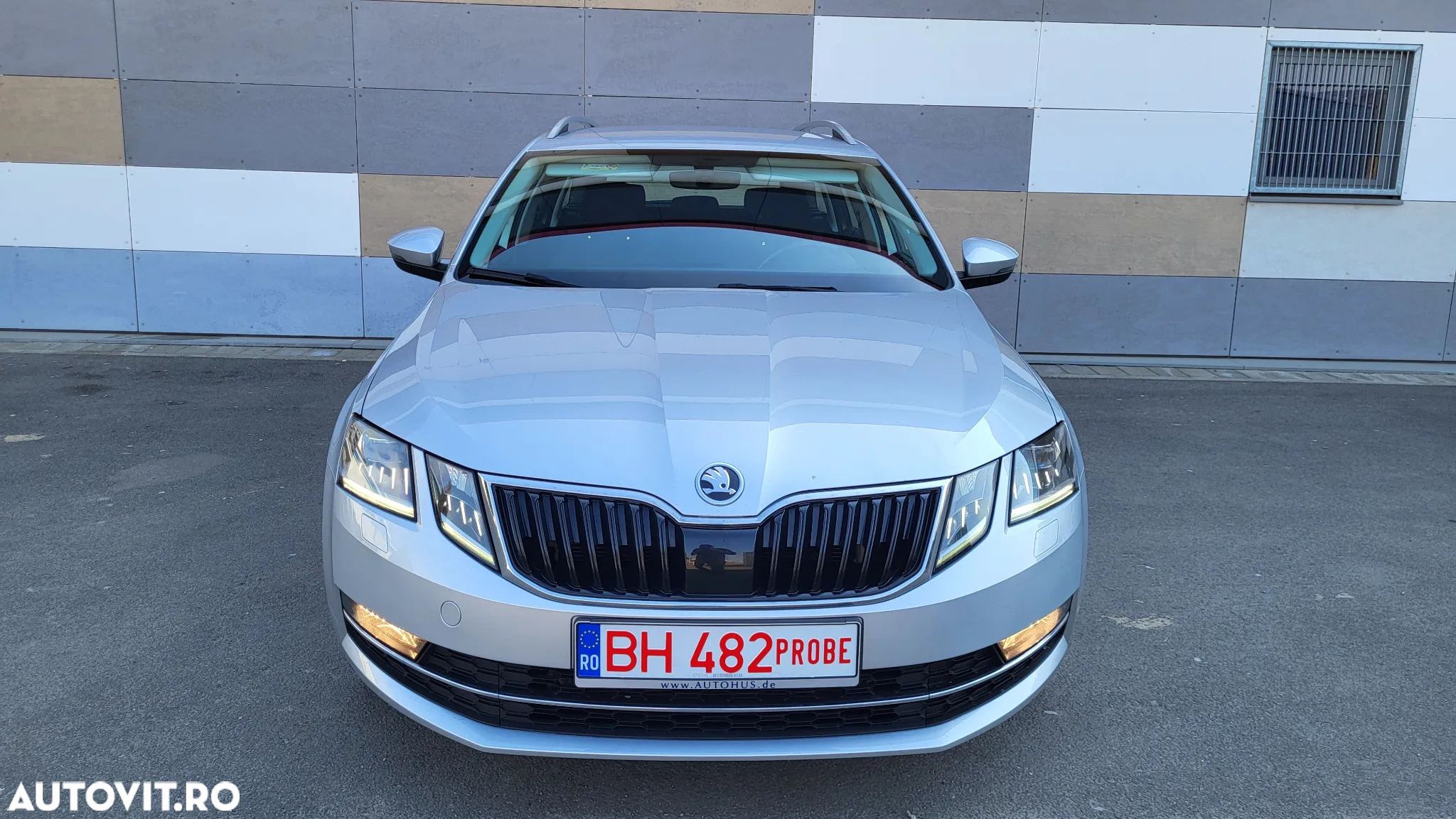 Skoda Octavia Combi 2.0 TDI (Green tec) DSG Style - 16