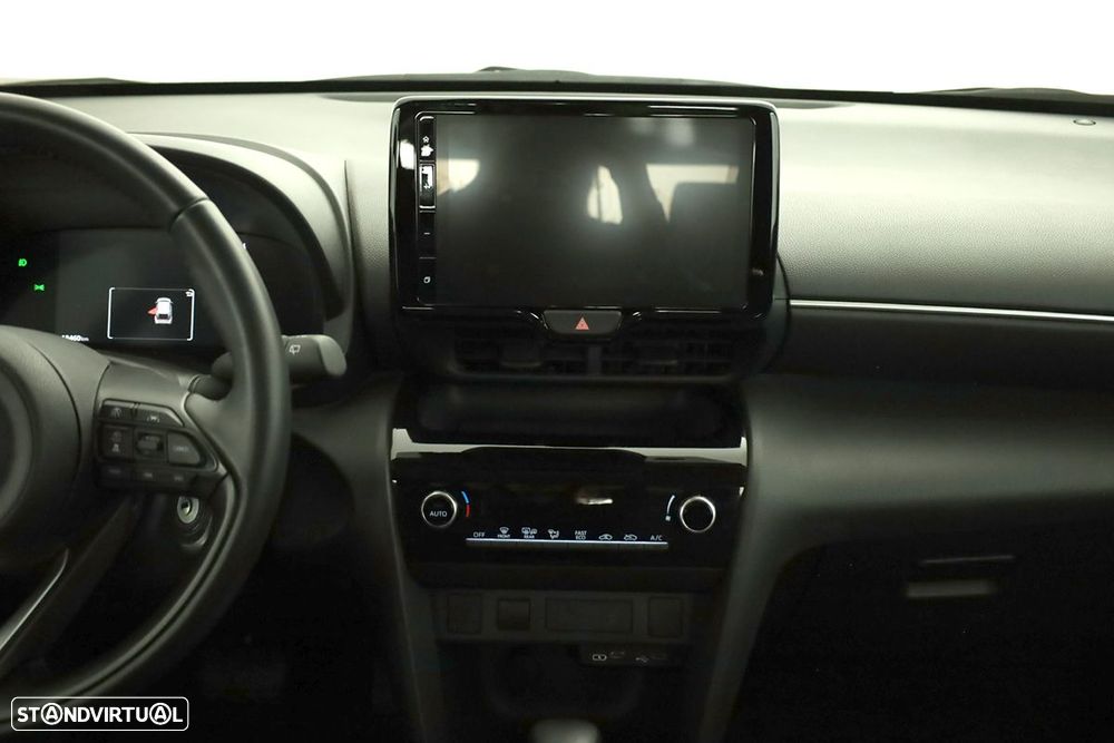 Toyota Yaris Cross 1.5 HDF Comfort - 8