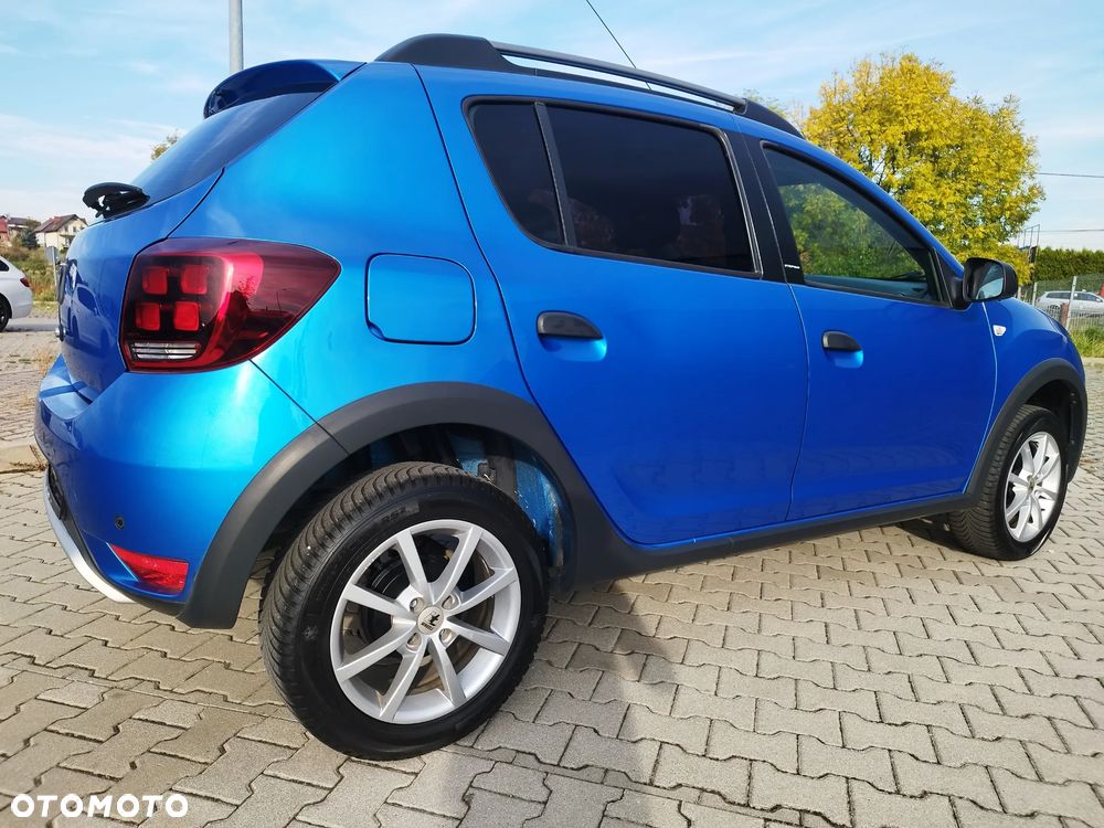 Dacia Sandero 0.9 TCe Laureate S&S EU6 - 7