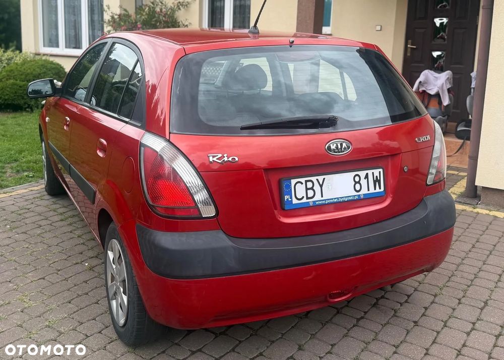 Kia Rio 1.5 CRDi City - 3