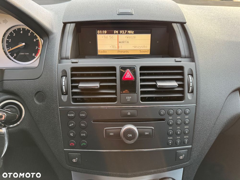 Mercedes-Benz Klasa C 180 Kompressor Avantgarde - 27