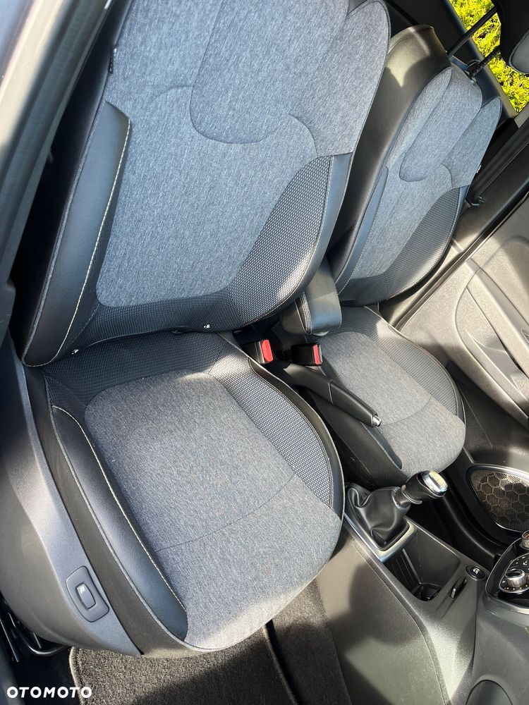 Renault Captur ENERGY TCe 120 Crossborder - 31