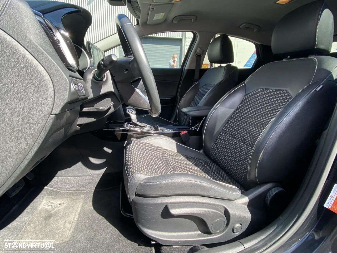 Kia XCeed 1.6 GDi PHEV Drive - 13