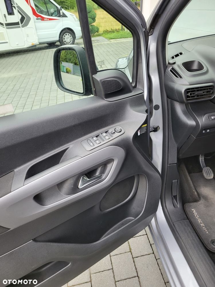 Toyota Proace City Verso 1.5 D-4D Family - 11