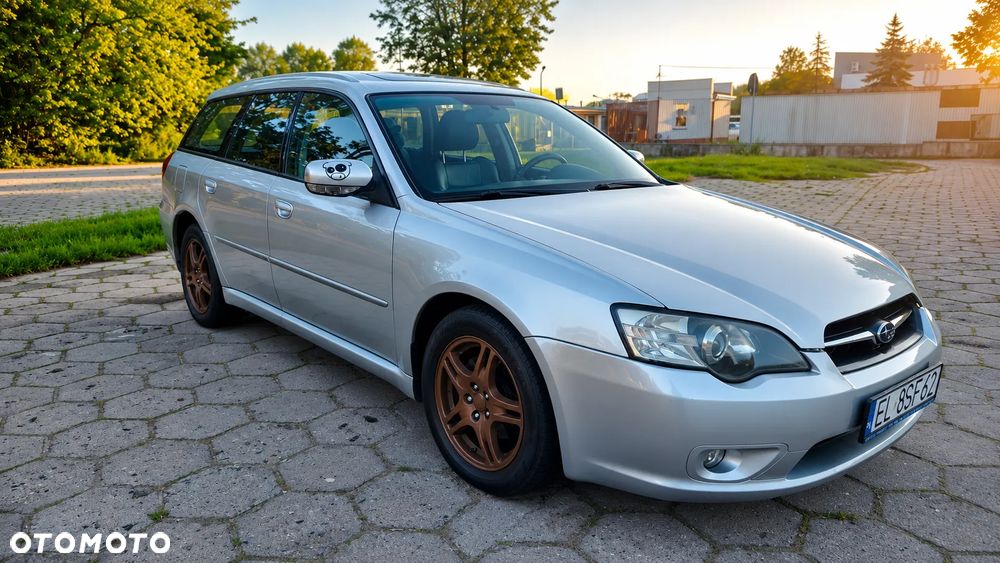 Subaru Legacy - 1