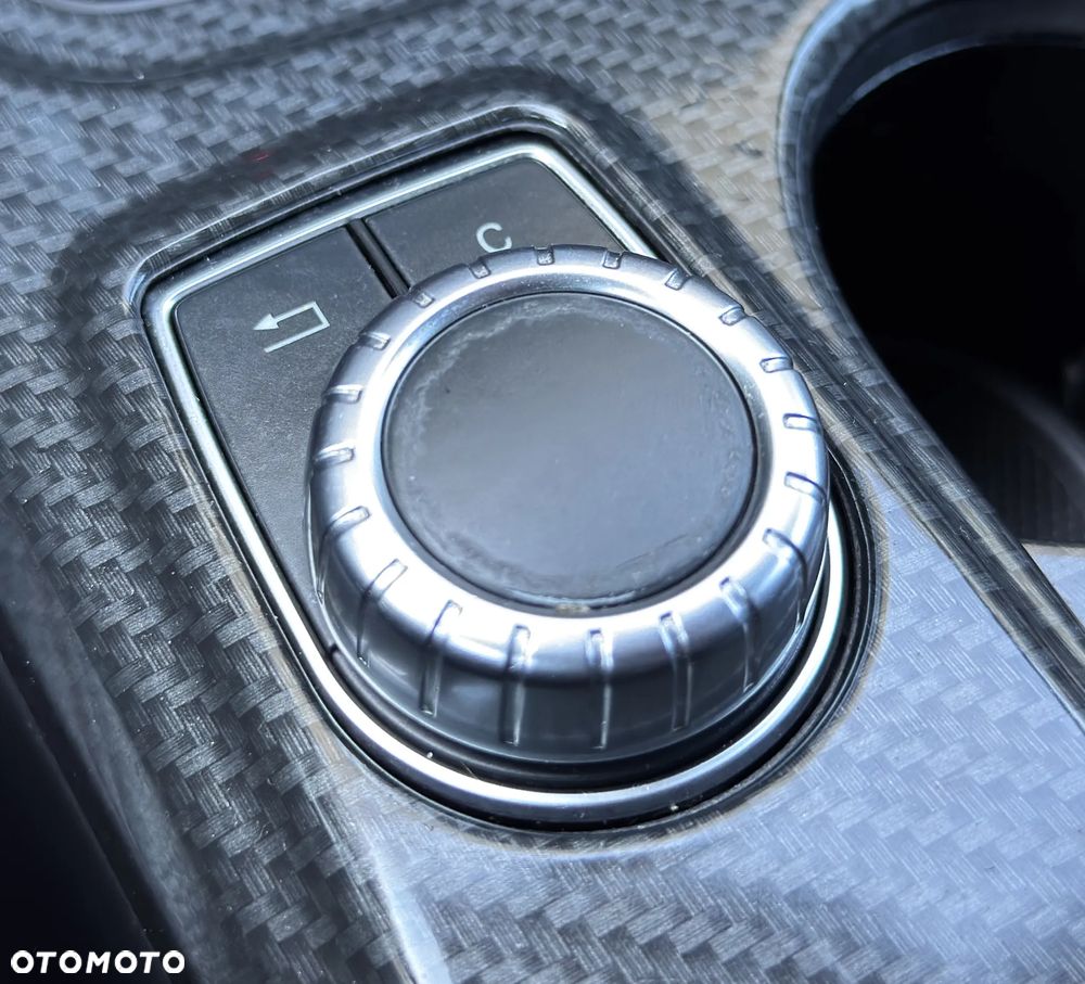 Mercedes-Benz Klasa A 250 4-Matic AMG Line - 25