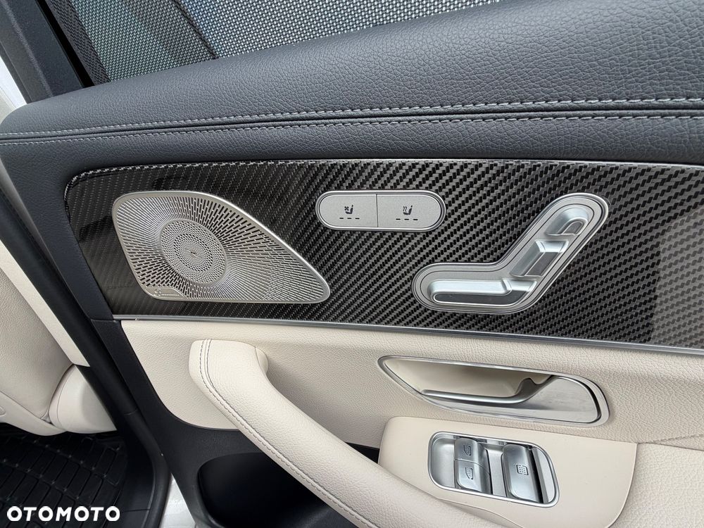 Mercedes-Benz GLS - 21