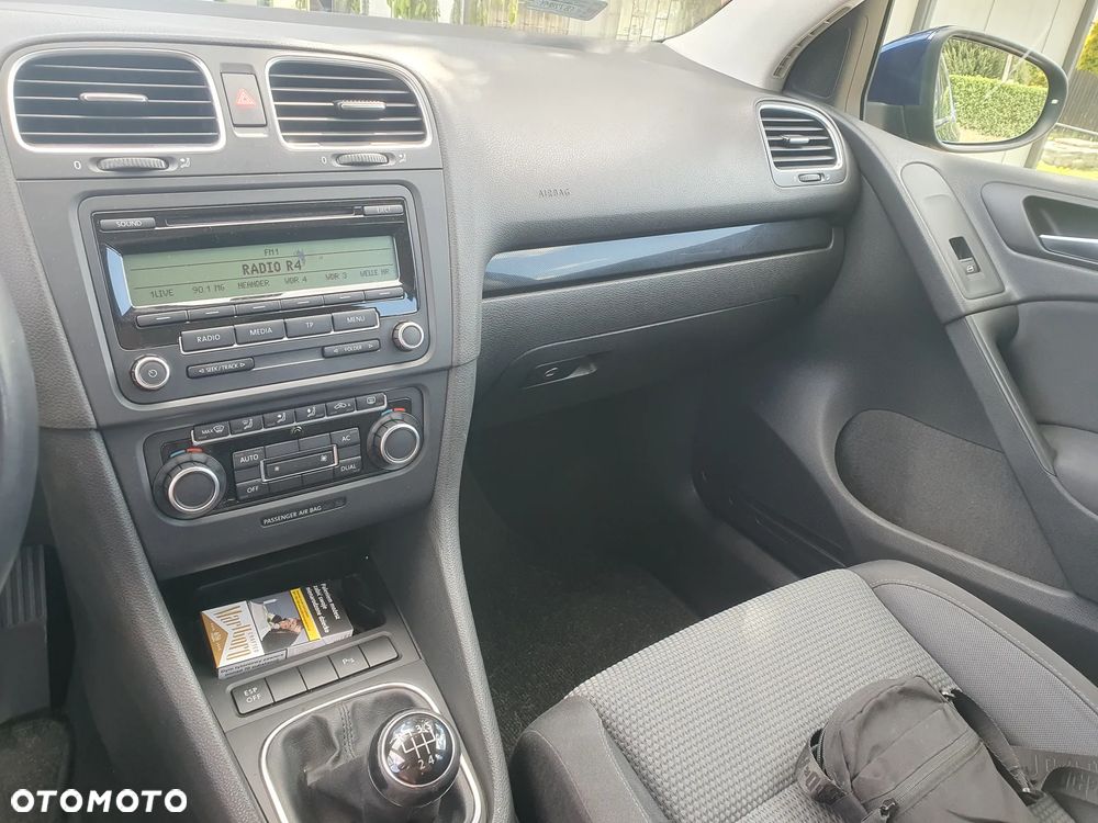 Volkswagen Golf 1.6 Comfortline - 16