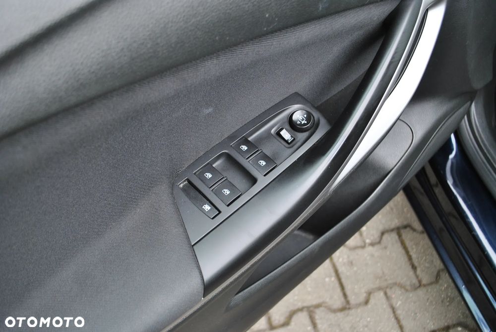 Opel Astra 1.4 Turbo Start/Stop Sports Tourer Innovation - 32