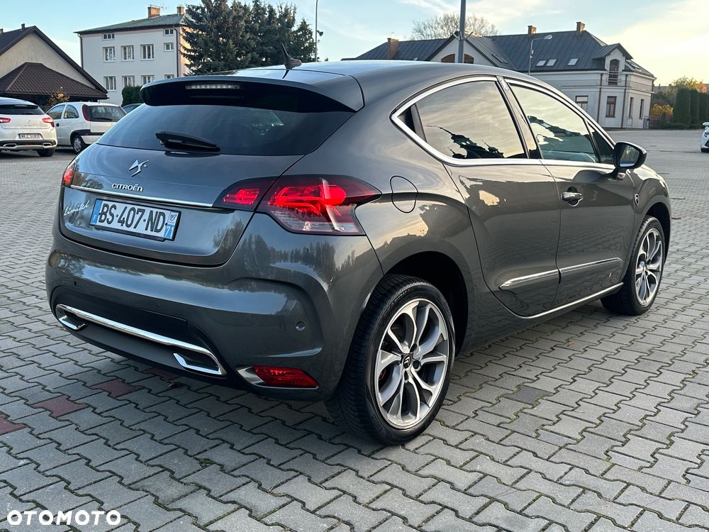 Citroën DS4 2.0 HDi SportChic - 4