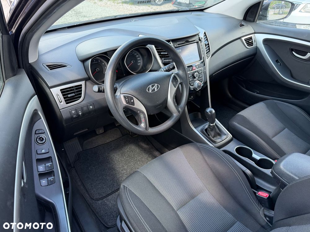 Hyundai i30 1.4 Classic - 36