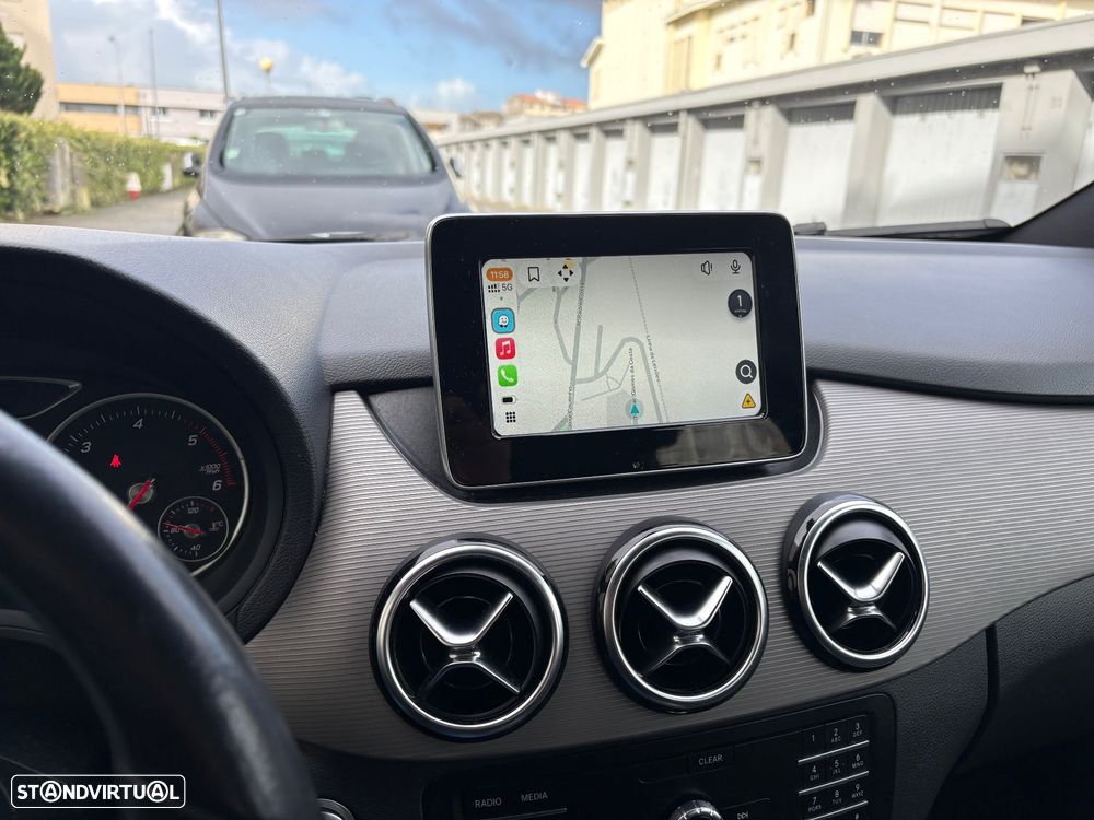 Mercedes-Benz B 180 d Style - 10