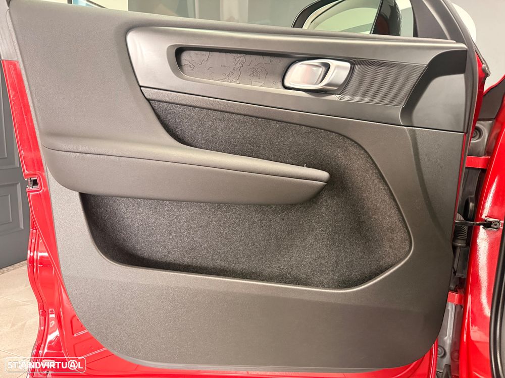 Volvo C40 Recharge Single Motor Plus - 11