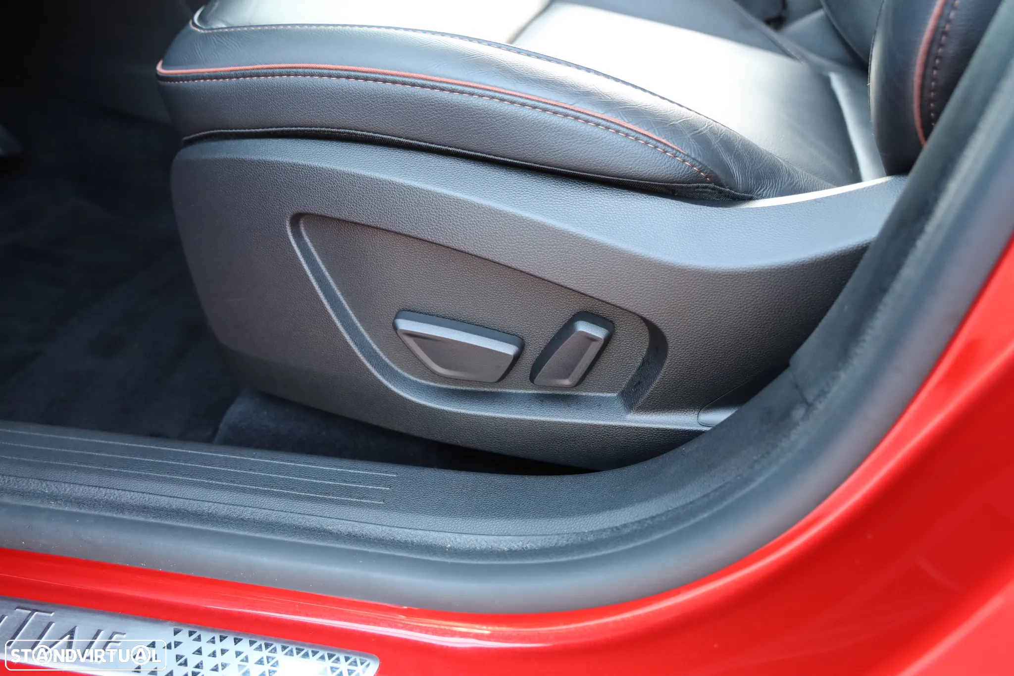 Renault Captur 1.6 E-Tech Plug-In Initiale Paris - 19