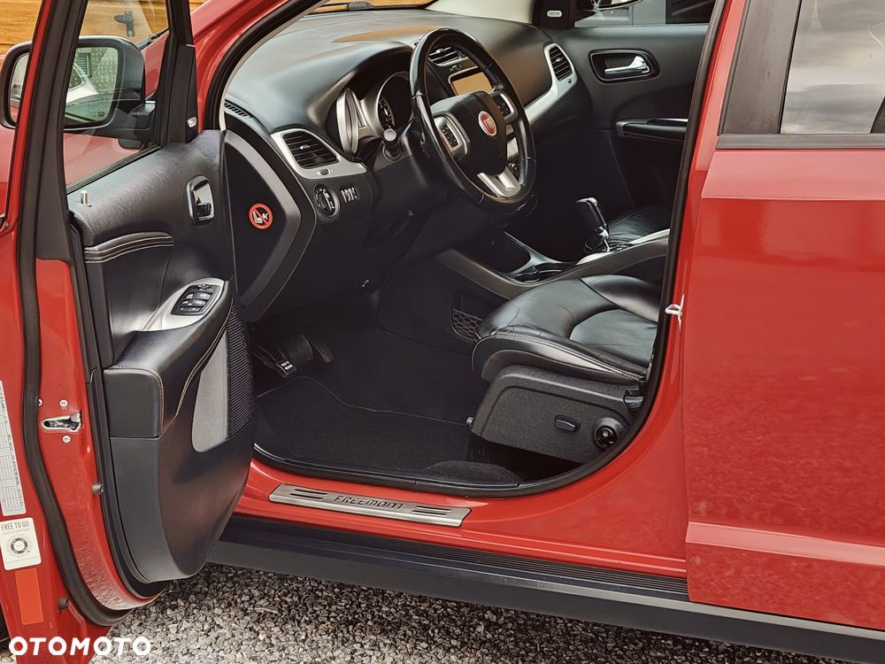 Fiat Freemont 2.0 Multijet 16V DPF Automatik Allrad Lounge - 18