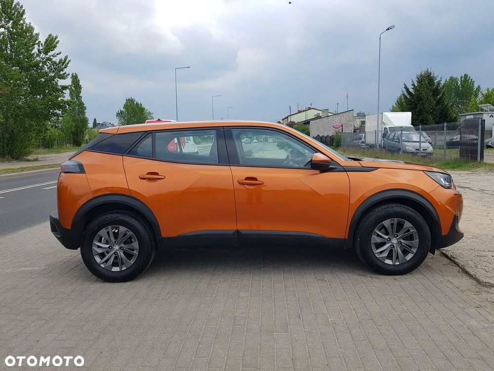 Peugeot 2008 PureTech 130 Allure - 4