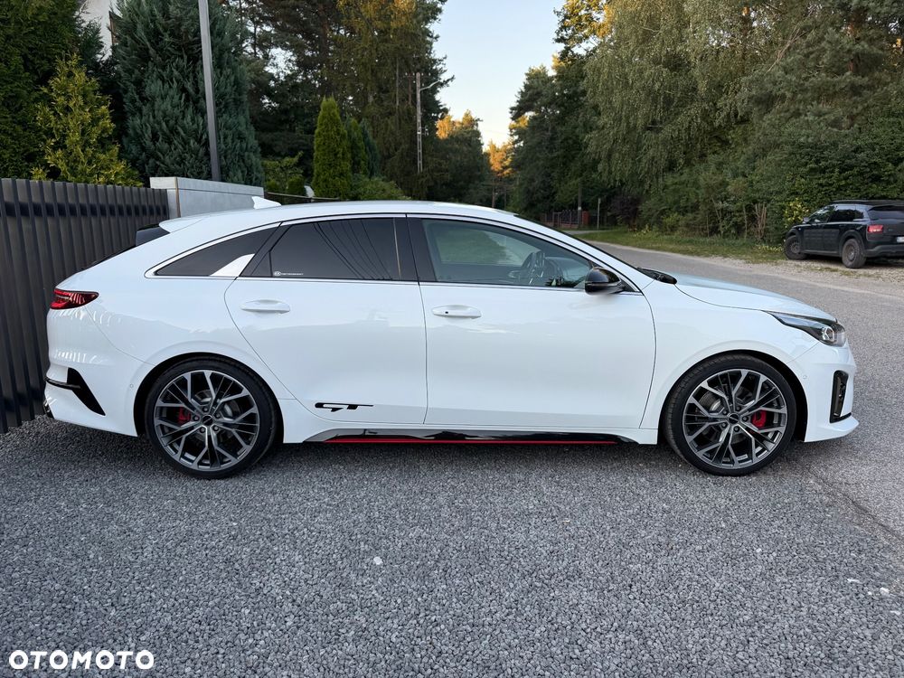 Kia ProCeed - 5