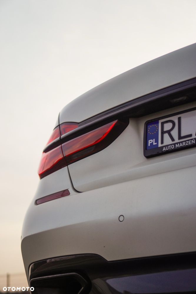 BMW Seria 7 - 10