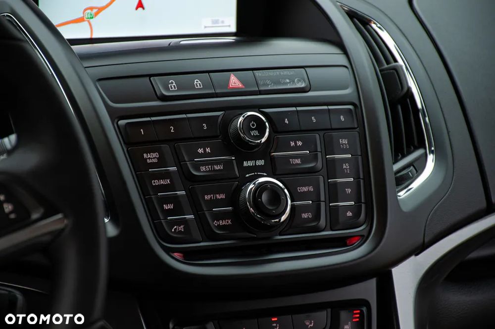 Opel Zafira Tourer 1.4 Turbo Innovation - 33