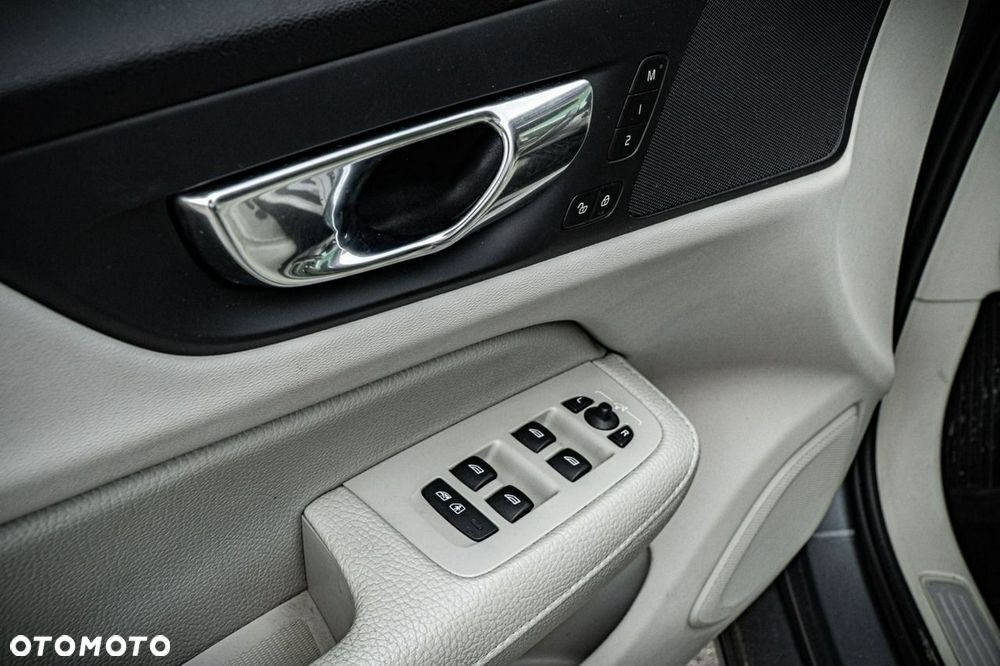 Volvo S60 - 32