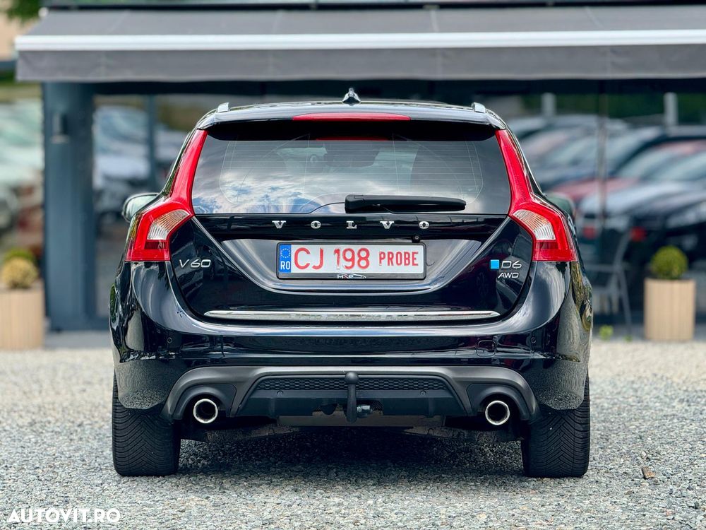 Volvo V60 D6 Twin Engine Geartronic RDesign - 11