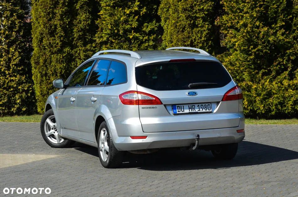 Ford Mondeo 2.0 Ambiente - 16