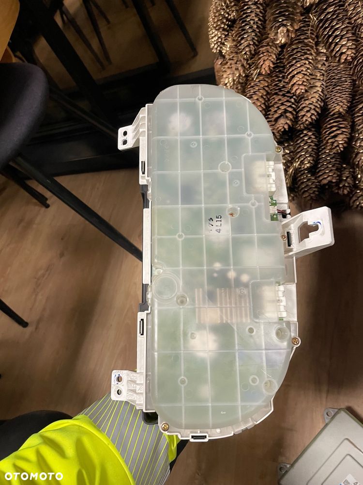 Mazda 3 licznik benzyna - 2