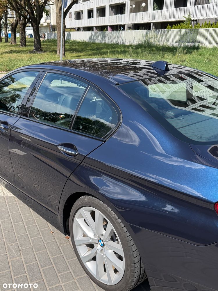 BMW Seria 5 535i xDrive - 4