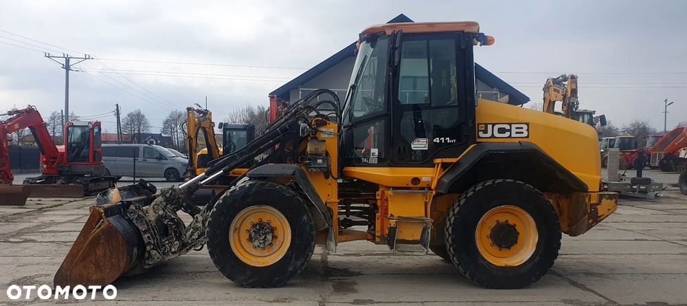 JCB 411 T4 - 2