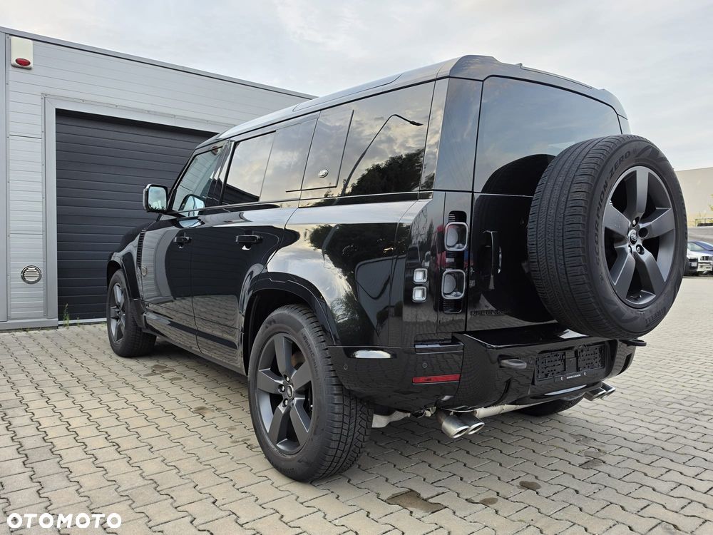 Land Rover Defender - 6