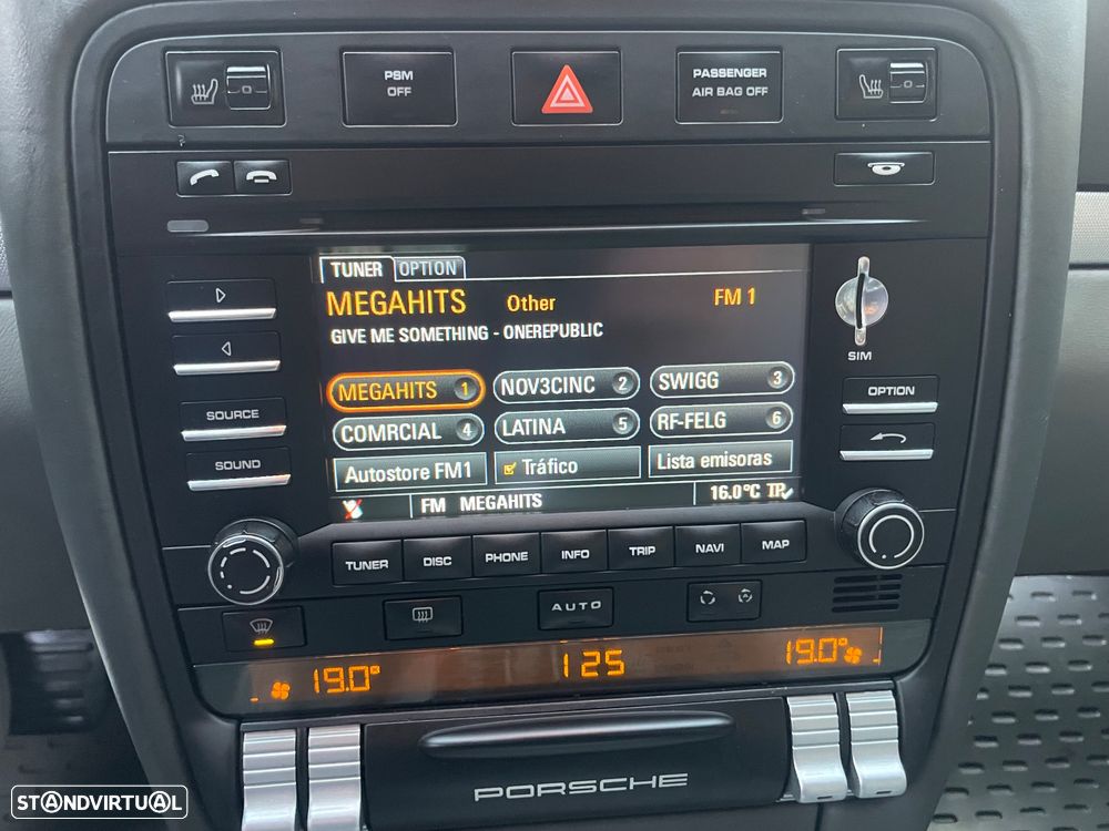 Porsche Cayenne Tiptronic S - 26