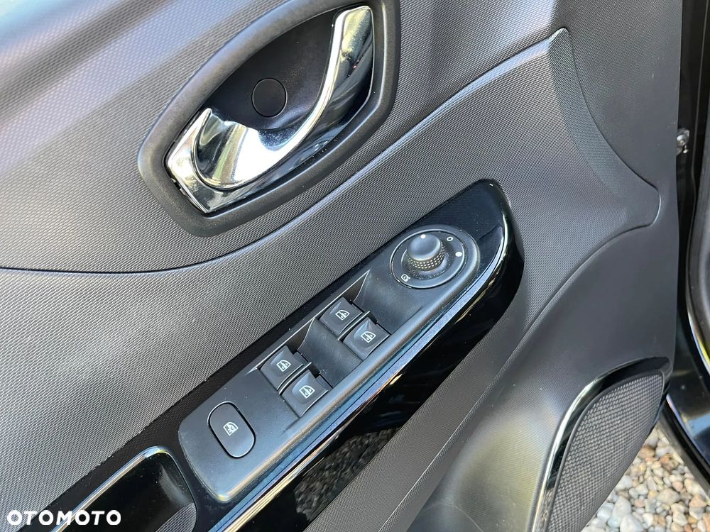 Renault Captur ENERGY dCi 90 EDC Intens - 23