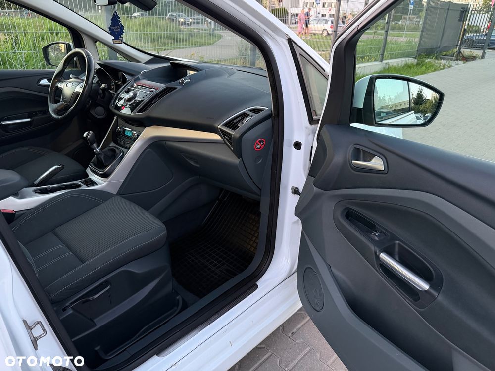Ford C-MAX 1.6 EcoBoost Titanium - 22