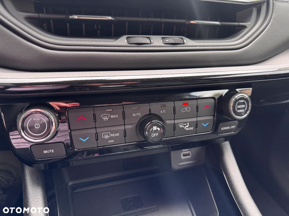 Jeep Compass 1.3 T-GDI I4 Automatik Longitude - 17