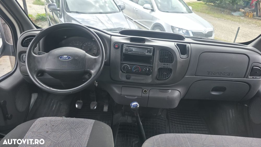 Ford Transit - 8