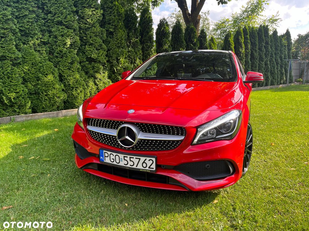 Mercedes-Benz CLA 180 AMG Line - 5