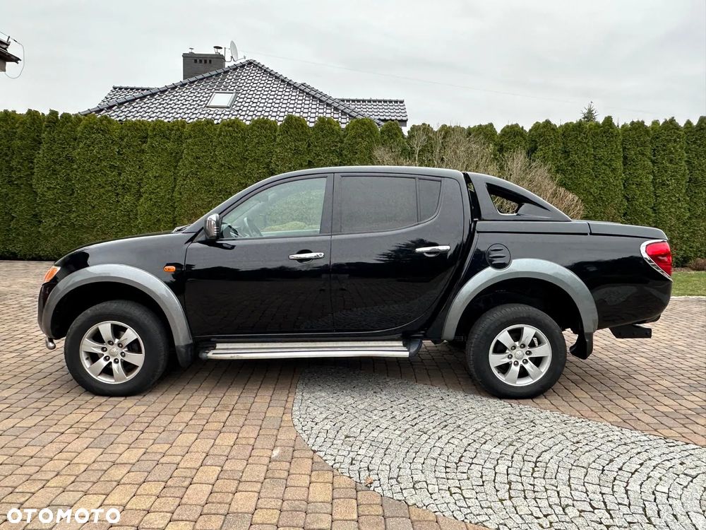 Mitsubishi L200 2.5 DID Intense - 8