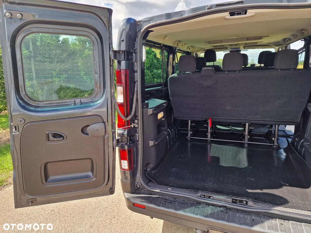 Renault Trafic 2.0 dCi - 19