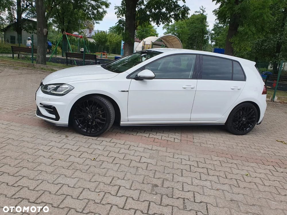 Volkswagen Golf 1.5 TSI OPF R-Line - 5