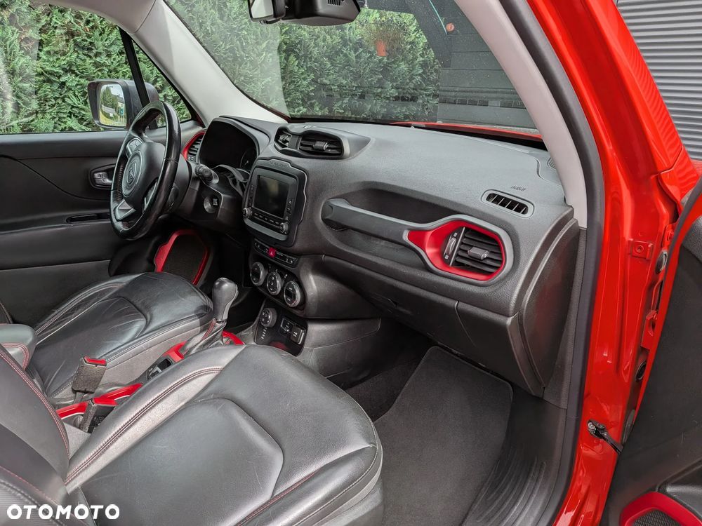 Jeep Renegade - 14