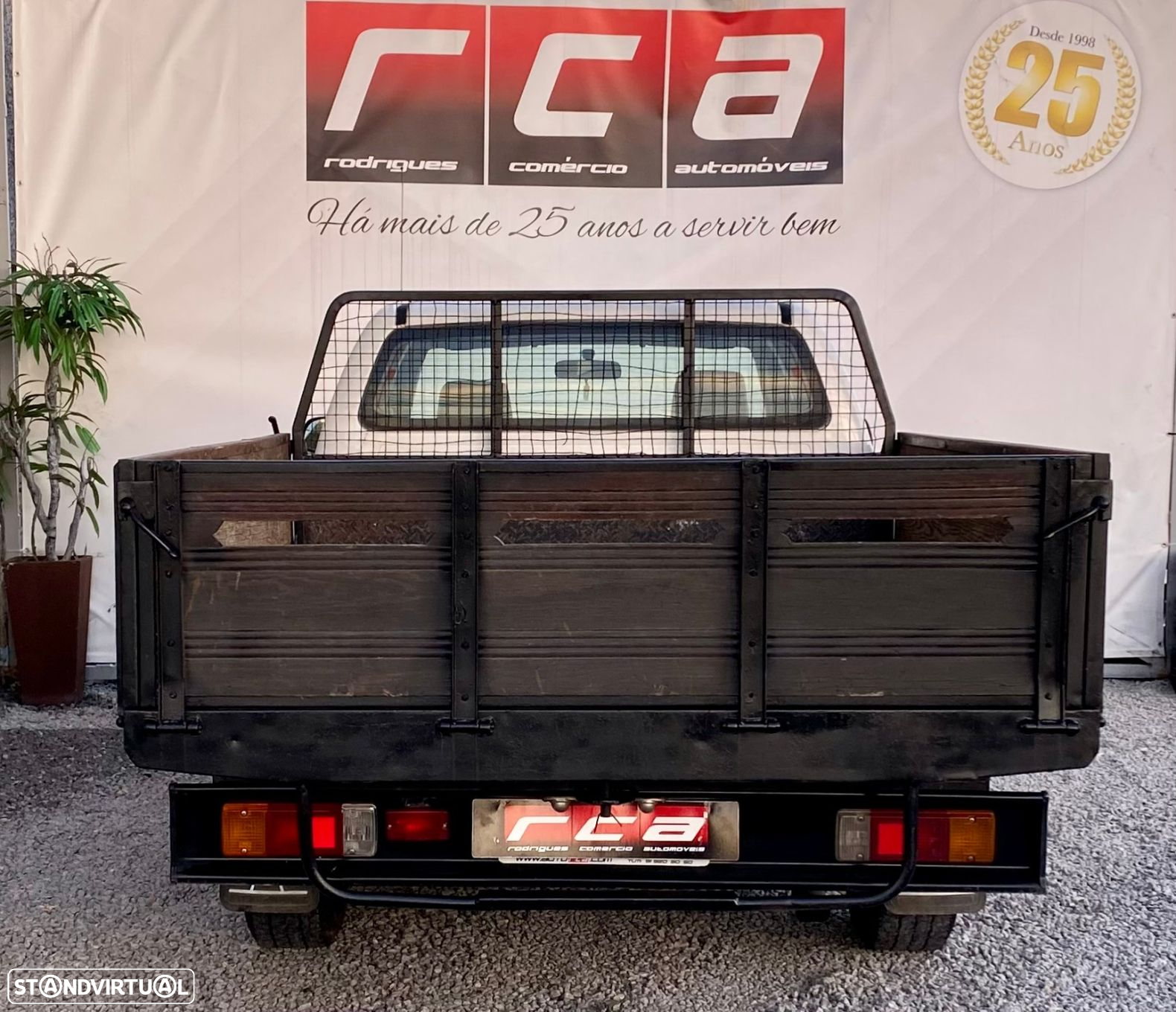 Toyota Hilux 2.5 D-4D 2WD CE PM+AC - 26