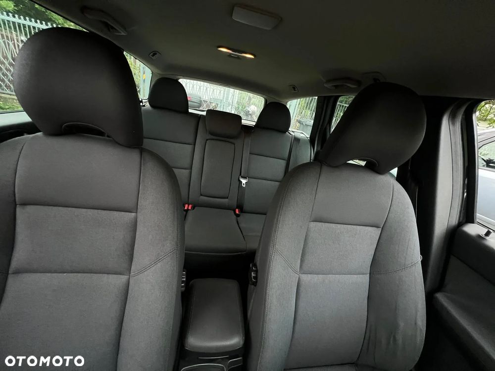 Volvo V50 1.6D - 11