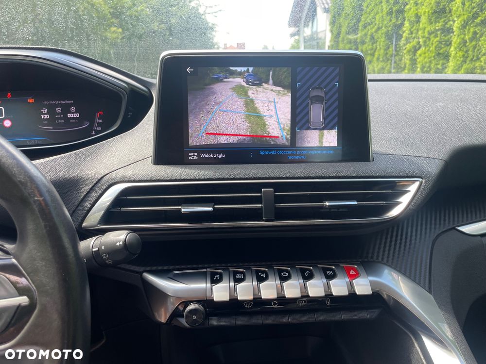 Peugeot 3008 1.2 PureTech GPF Allure S&S - 6