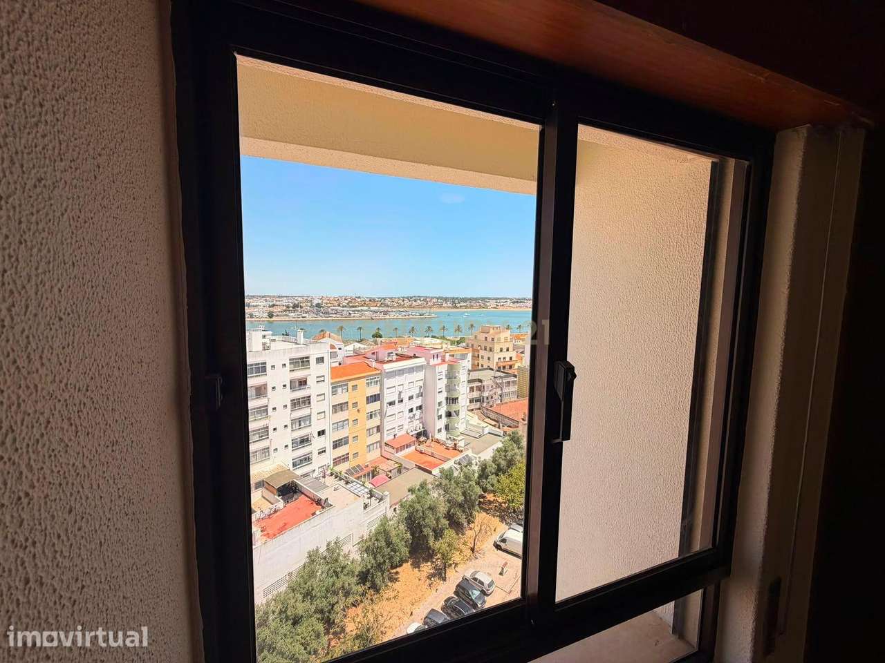 Apartamento T2 com vistas deslumbrantes sobre o rio no centro de Porti - Grande imagem: 2/32