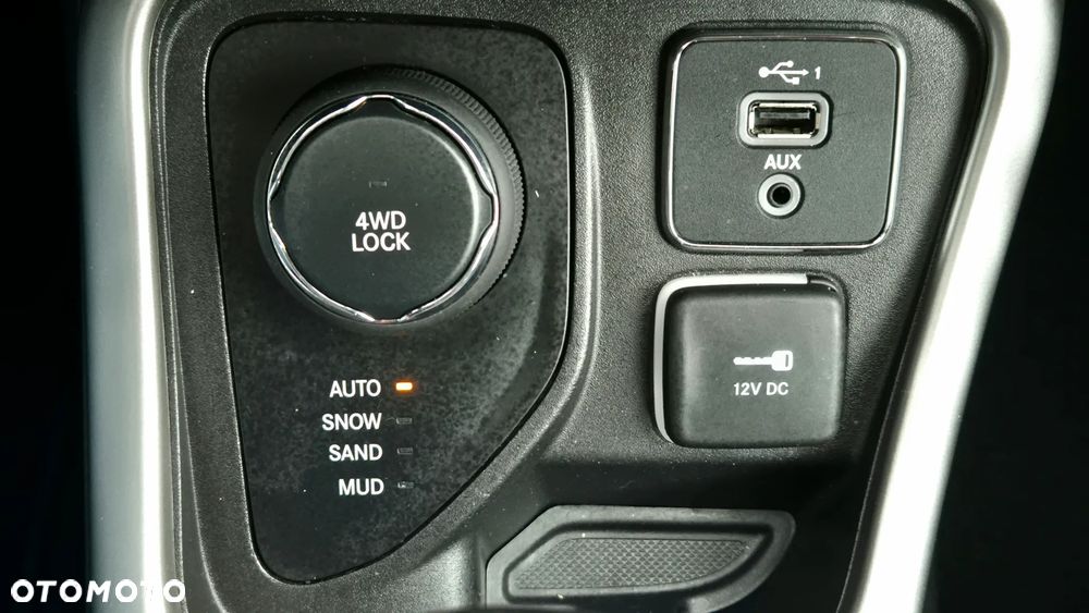 Jeep Compass 2.0 MJD Night Eagle 4WD S&S - 23