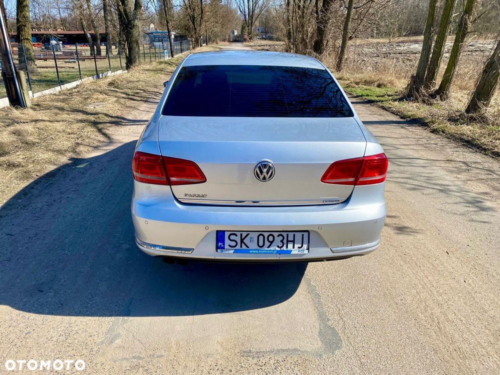 Volkswagen Passat 2.0 TDI Comfortline DSG - 9