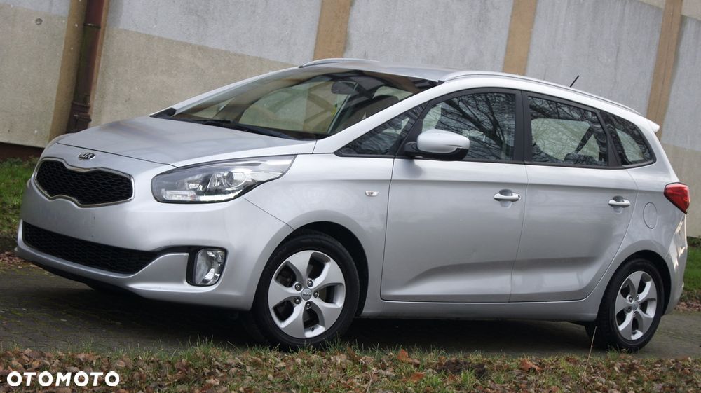 Kia Carens 1.6 GDI M - 6